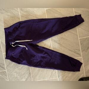 Figs. Limited edition purple jam jogger scrub pants. Medium/petite